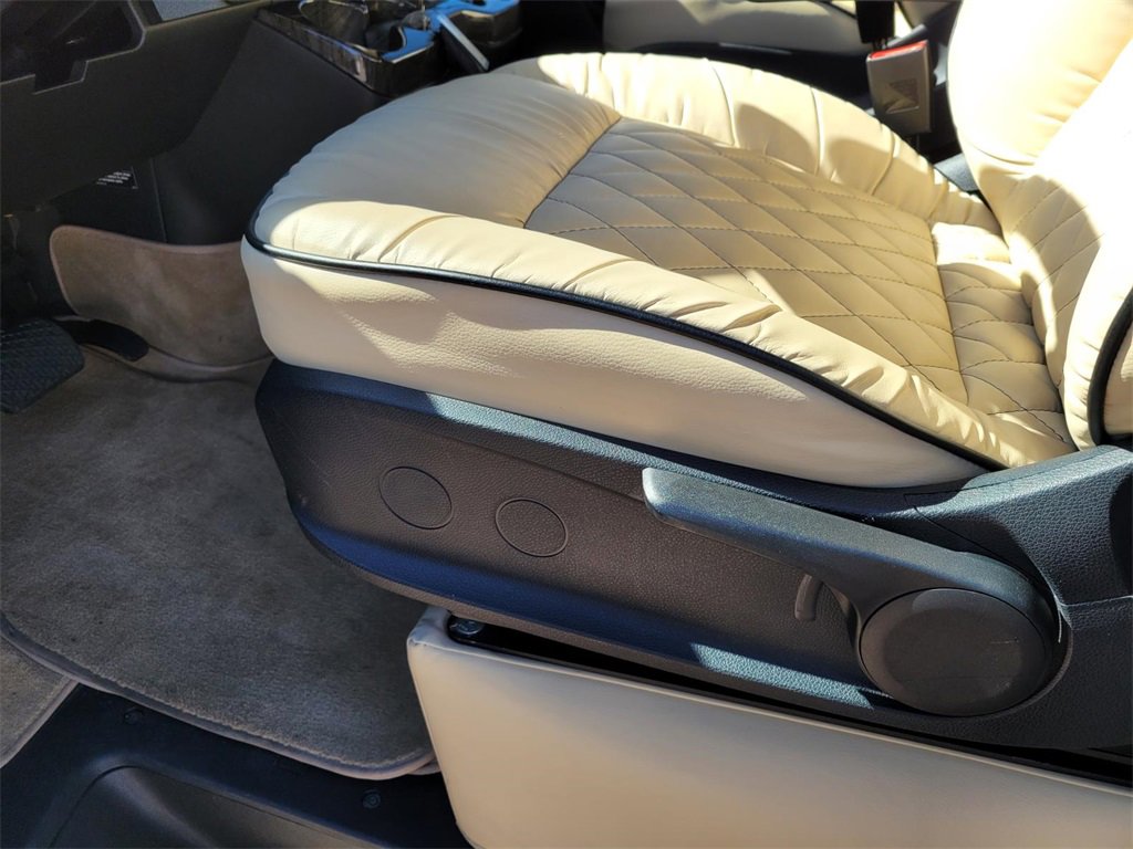 Used 2020 Mercedes-Benz Sprinter 3500 image 25