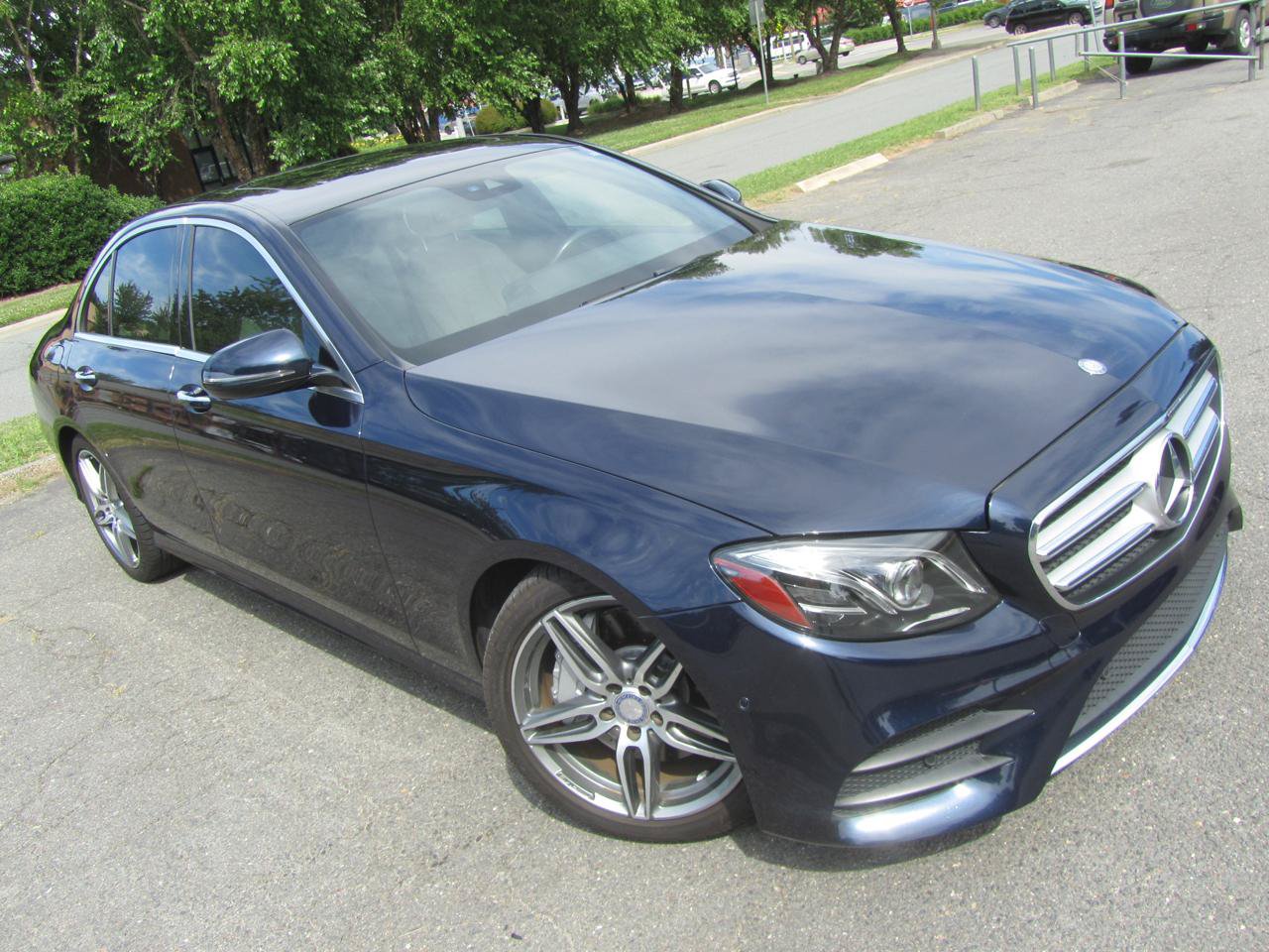Used 2017 Mercedes-Benz E 300 image 3