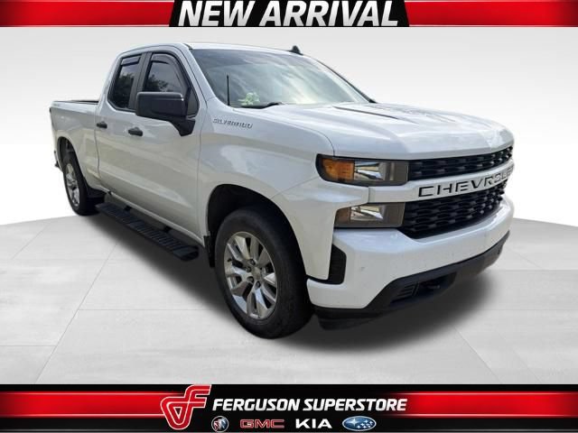 Used 2019 Chevrolet Silverado 1500 Custom w/ Custom Convenience Package AWD/4WD image 1