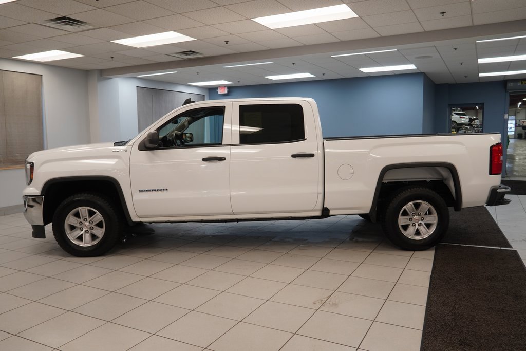 Used 2018 GMC Sierra 1500 4x4 Crew Cab w/ Sierra Convenience Package image 2