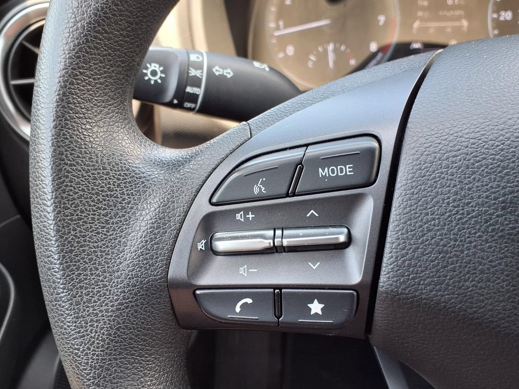 Used 2022 Hyundai Kona SEL AWD/4WD image 13