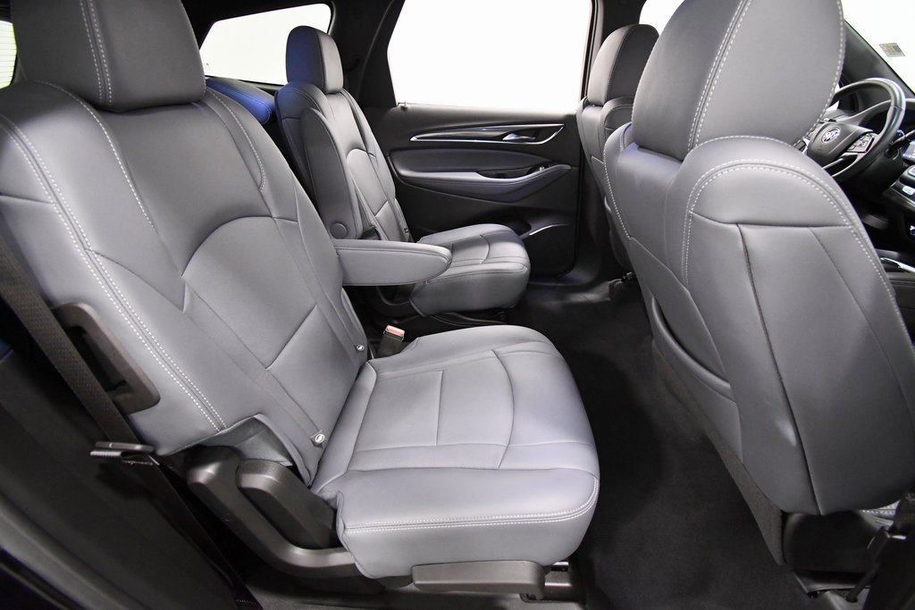 Used 2023 Buick Enclave Essence w/ Sport Touring Edition image 17
