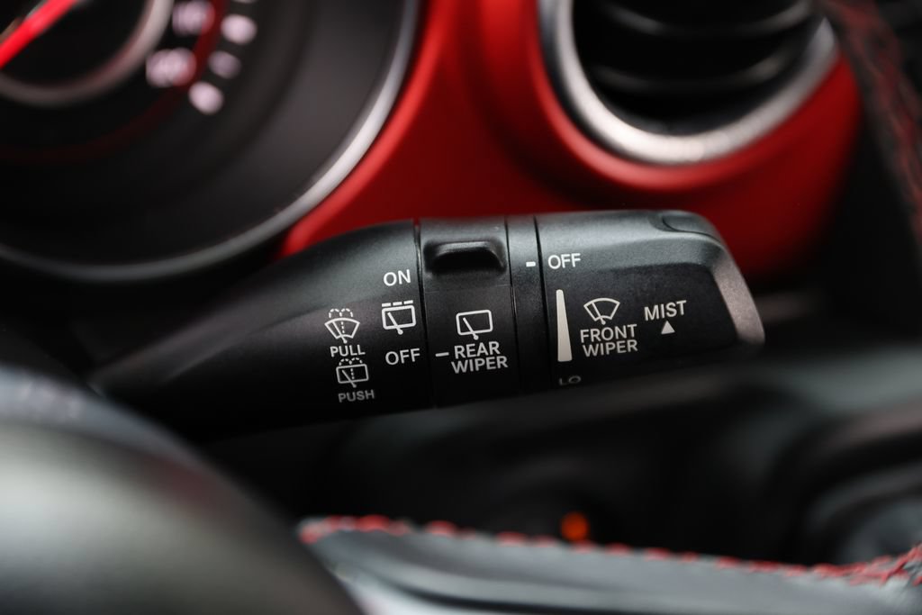 Used 2019 Jeep Wrangler Unlimited Rubicon AWD/4WD image 37