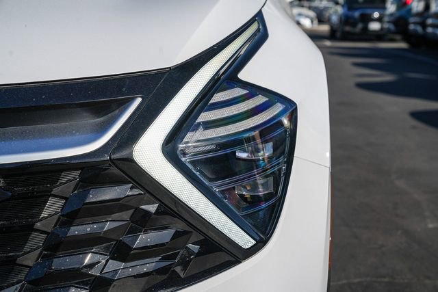 Used 2025 Kia Sportage SX image 10