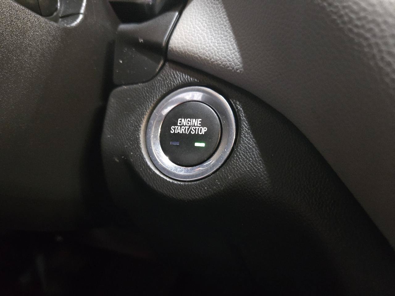 Used 2021 Chevrolet Equinox LS w/ LS Convenience Package FWD image 10