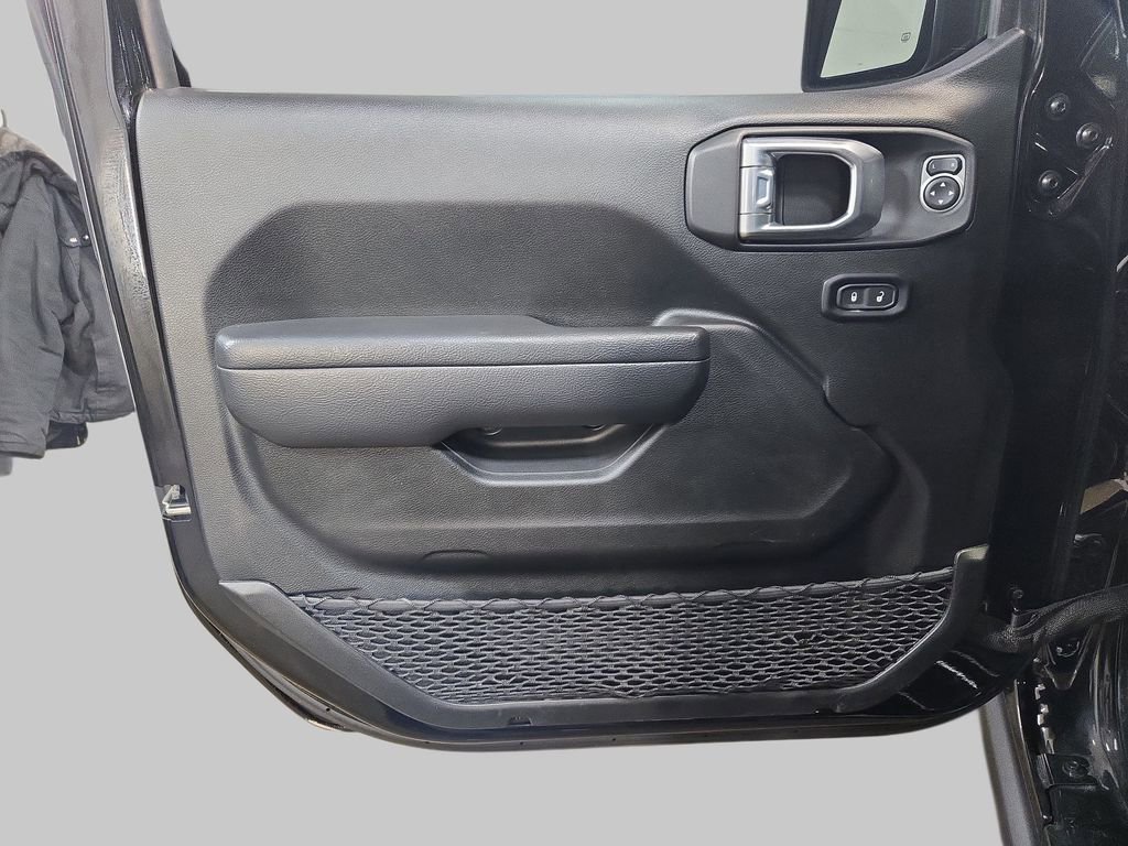 Used 2022 Jeep Wrangler Unlimited Willys image 30