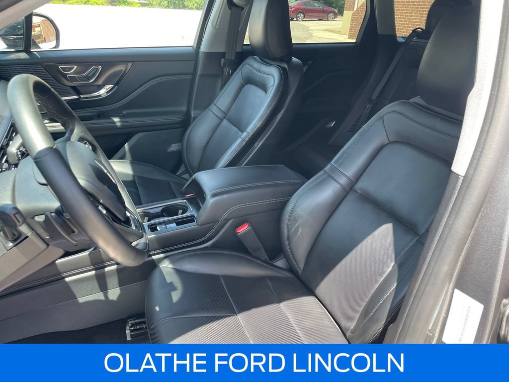 Certified 2022 Lincoln Corsair AWD w/ Equipment Group 101A image 12