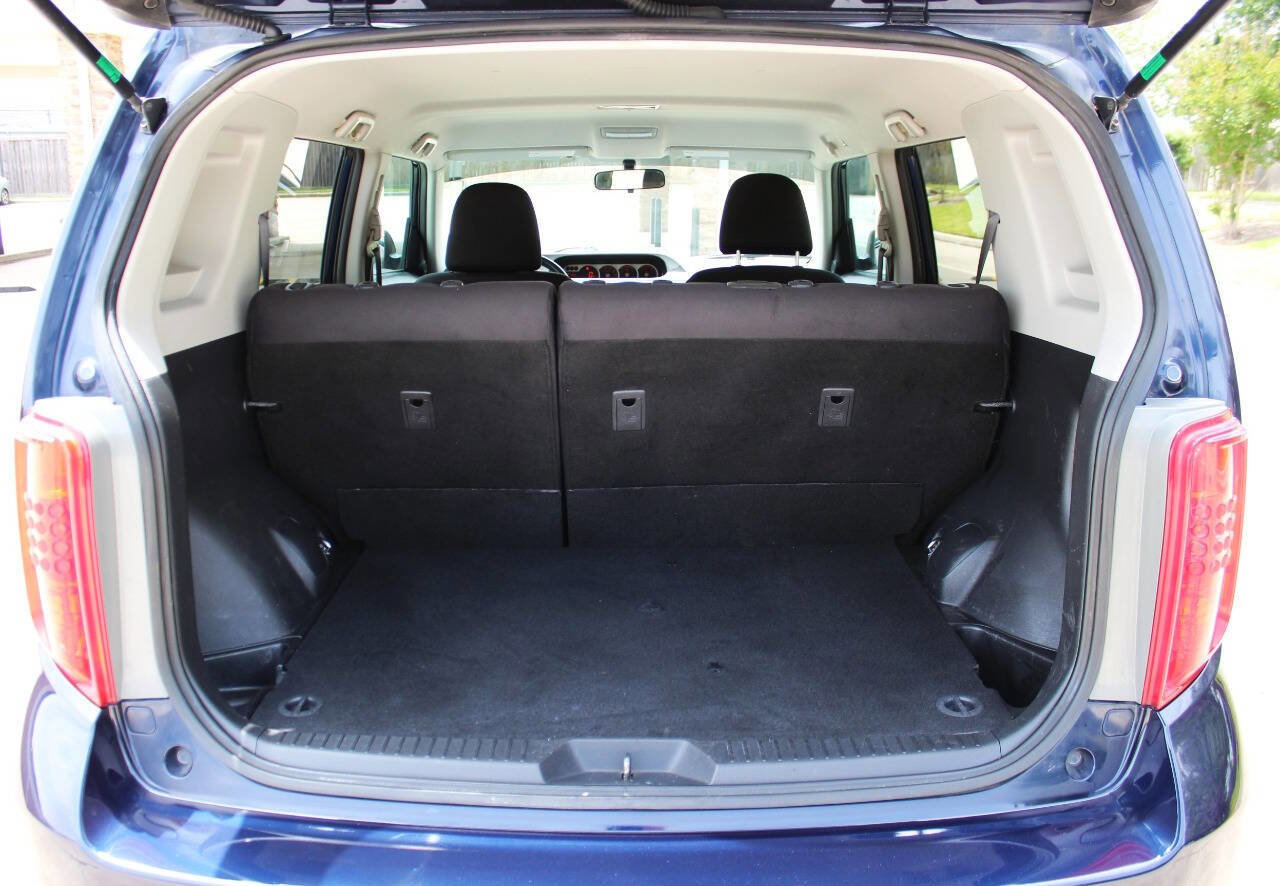 Used 2008 Scion xB FWD image 7