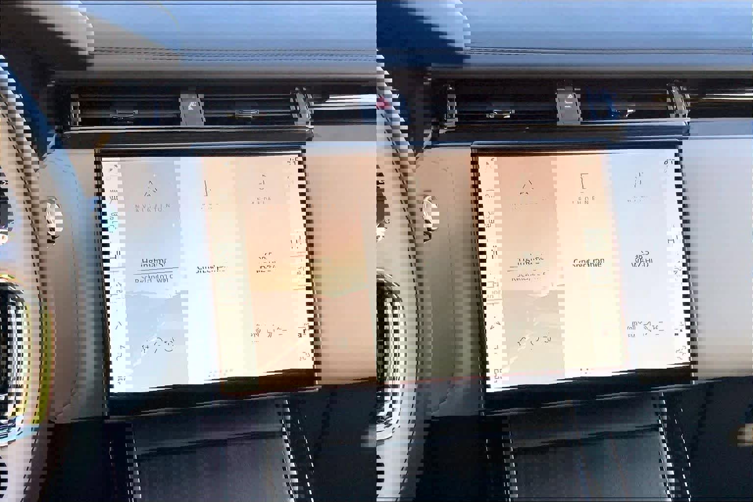 Certified 2026 Land Rover Range Rover Velar Dynamic SE image 7