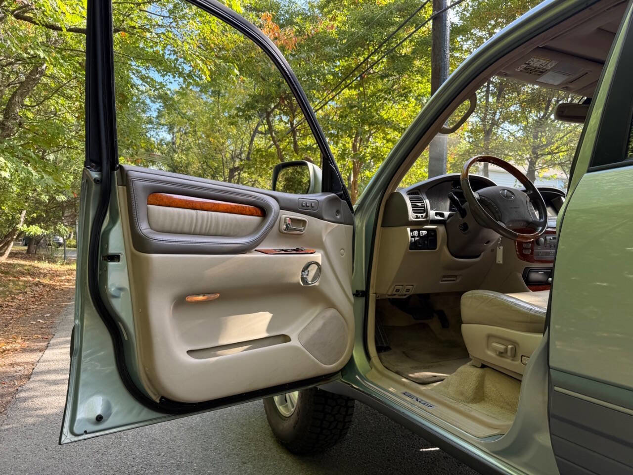 Used 2003 Lexus LX 470 4WD image 27