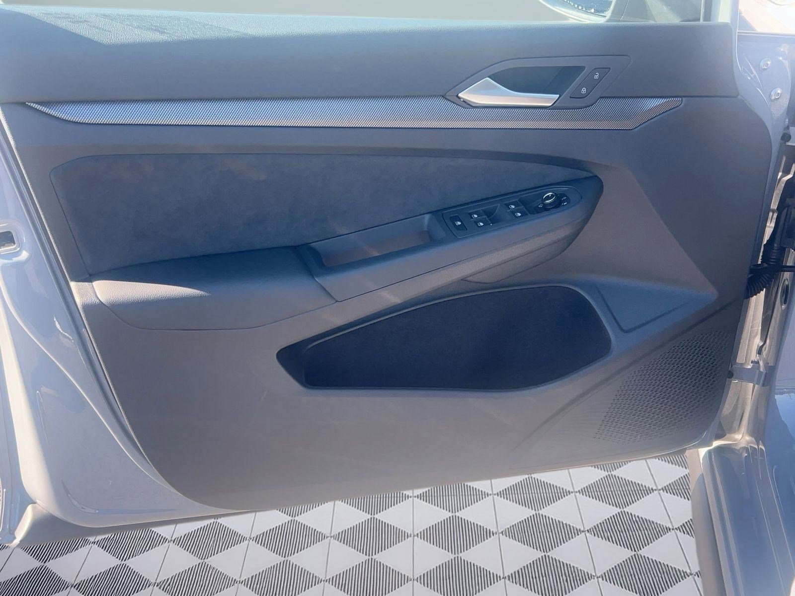 New 2026 Volkswagen Golf SE FWD image 12
