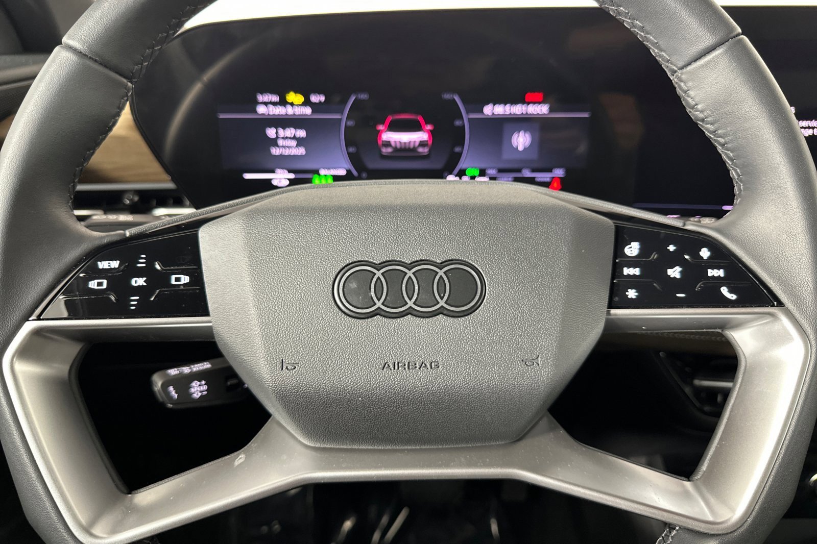 Used 2025 Audi Q6 e-tron Premium w/ Convenience Package image 22