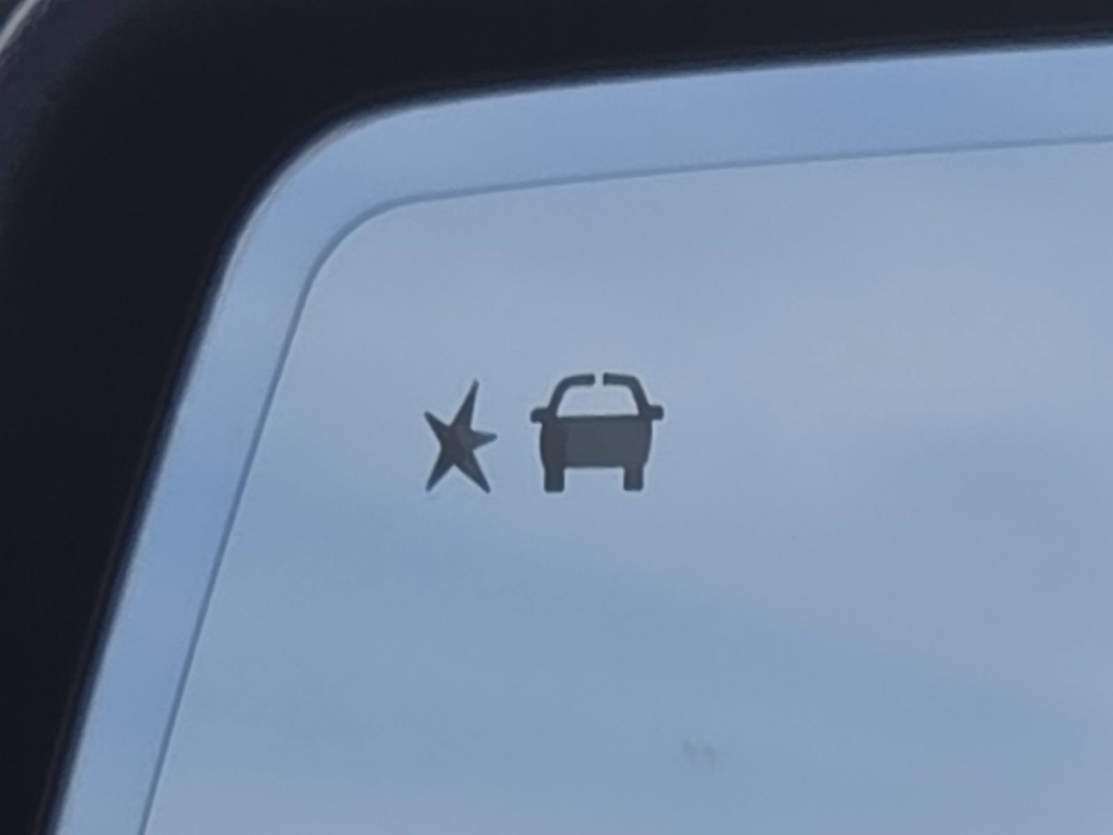 Used 2025 GMC Sierra 2500 SLE w/ SLE Value Package; image 13