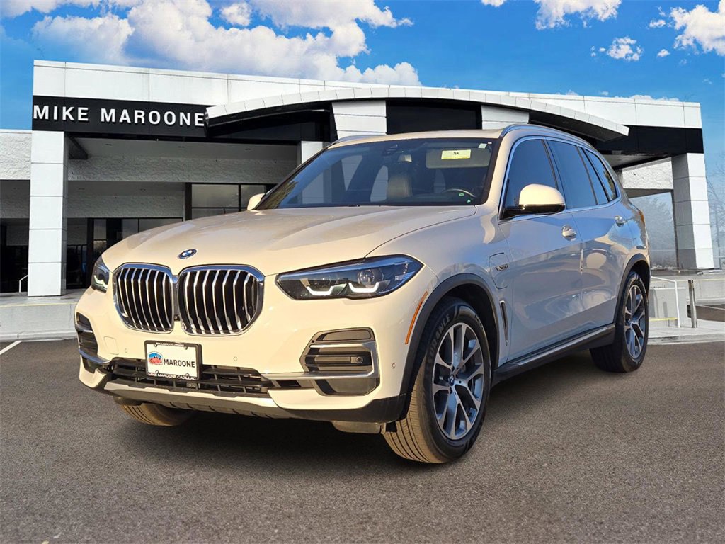 Used 2023 BMW X5 xDrive45e image 1