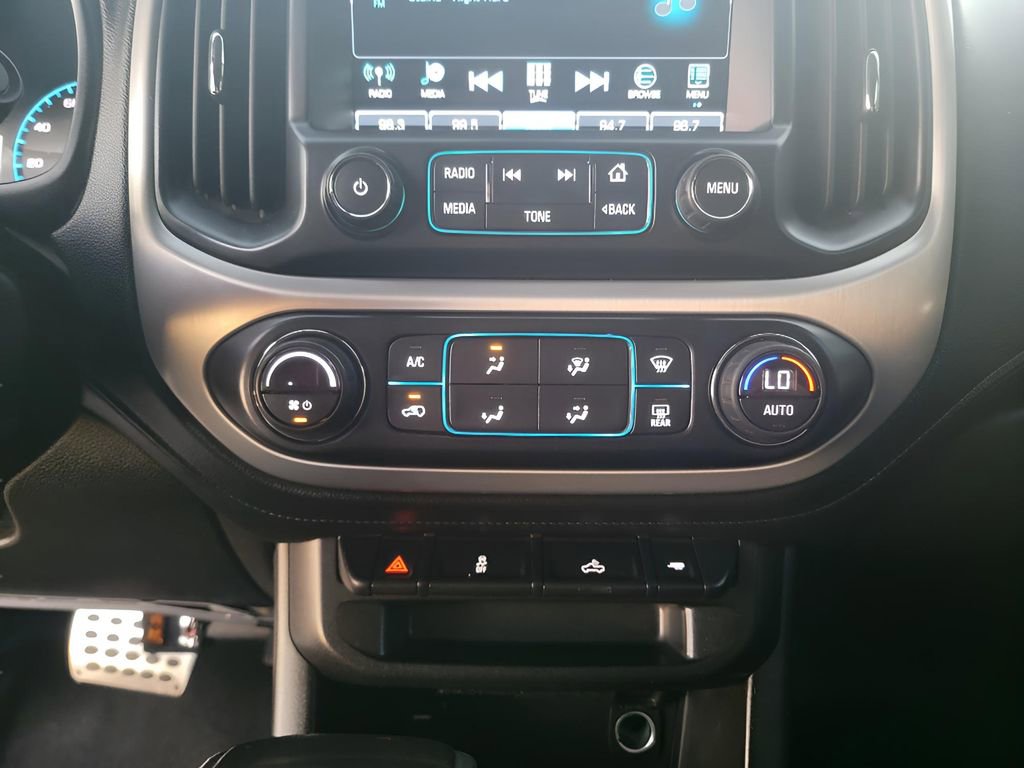 Used 2018 GMC Canyon SLE w/ SLE Convenience Package image 24