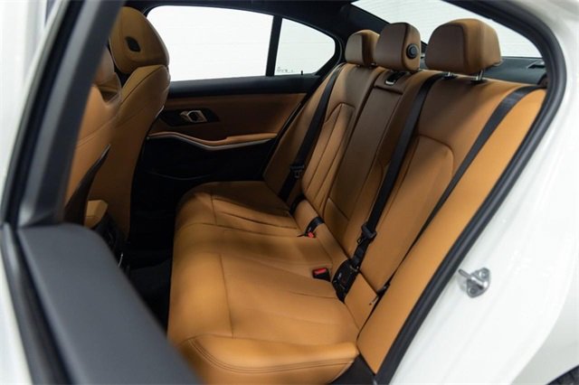 New 2026 BMW 330i xDrive Sedan w/ Premium Package image 25