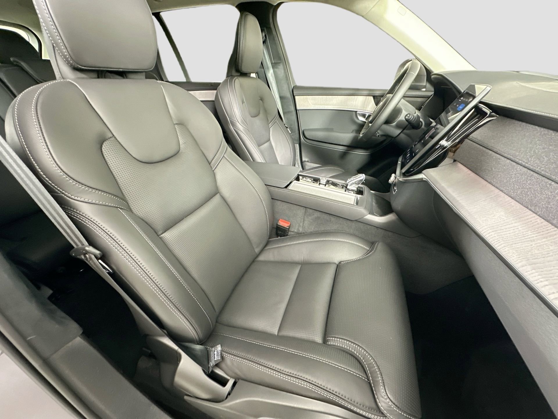 New 2026 Volvo XC90 T8 Ultra w/ Lounge Package image 30