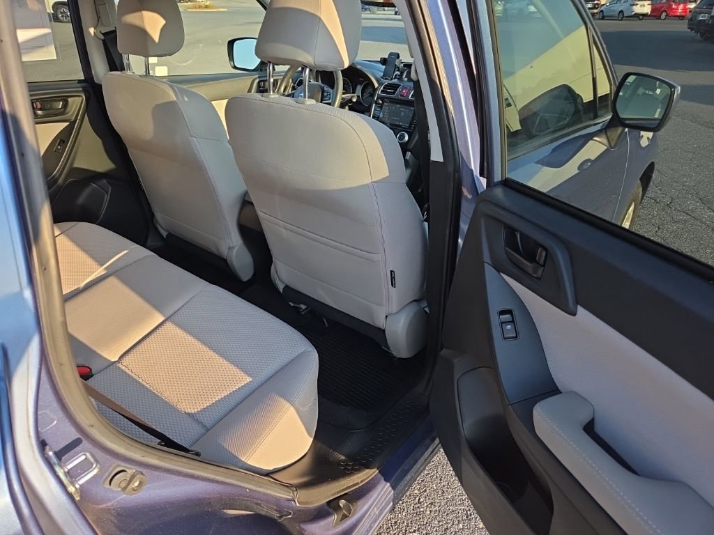 Used 2016 Subaru Forester 2.5i Premium w/ All-Weather Package image 7