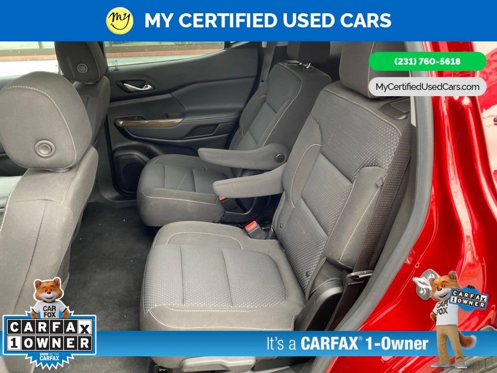 Used 2023 GMC Acadia SLE w/ Driver Convenience Package FWD image 17