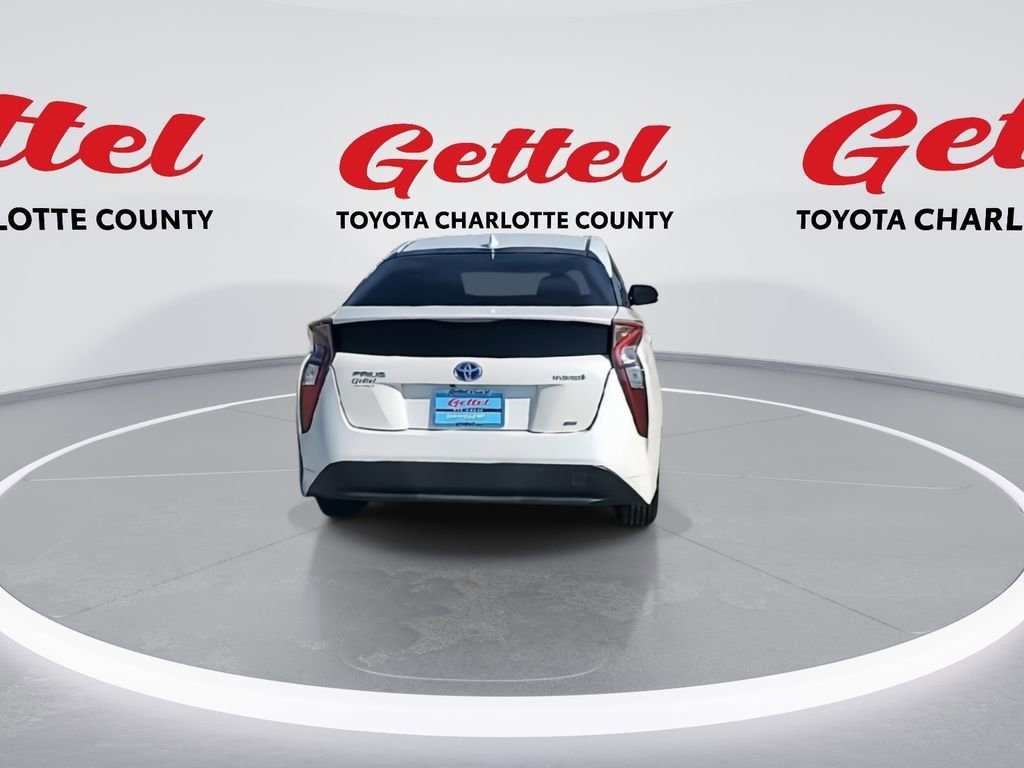 Used 2016 Toyota Prius Two image 7
