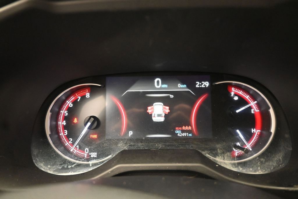 Used 2023 Toyota RAV4 LE FWD image 19