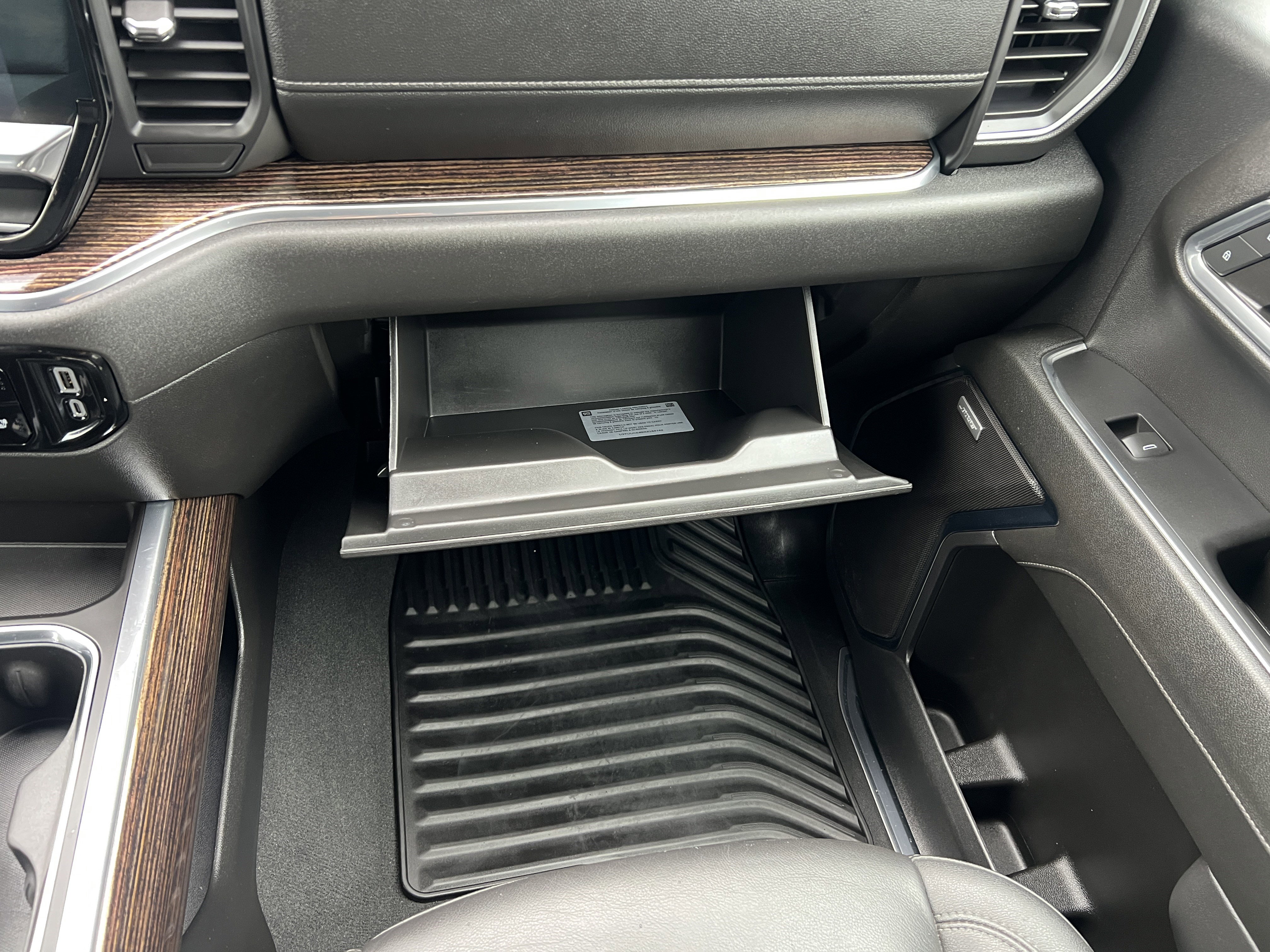 Used 2024 GMC Sierra 1500 Elevation w/ Elevation Premium Package image 34