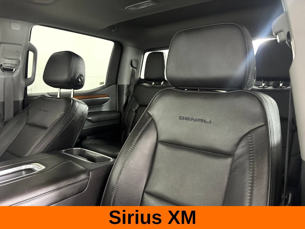 Used 2022 GMC Sierra 1500 Denali w/ Technology Package AWD/4WD image 15