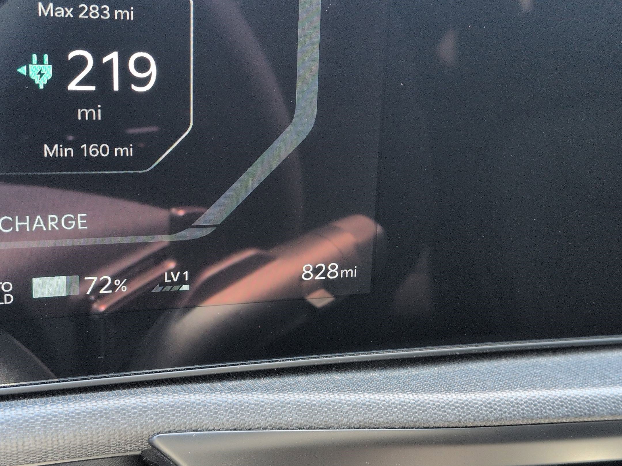 Used 2025 Kia EV6 Light w/ Light LR Technology Package RWD image 22
