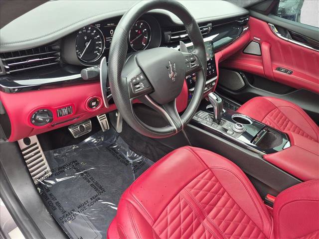 Used 2022 Maserati Quattroporte Trofeo RWD image 10
