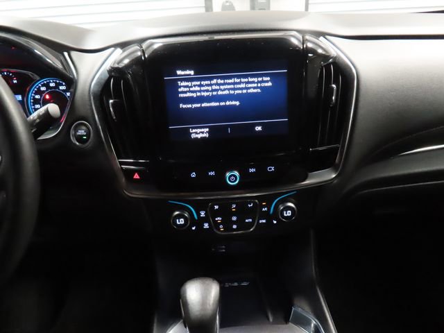 Used 2023 Chevrolet Traverse RS image 25