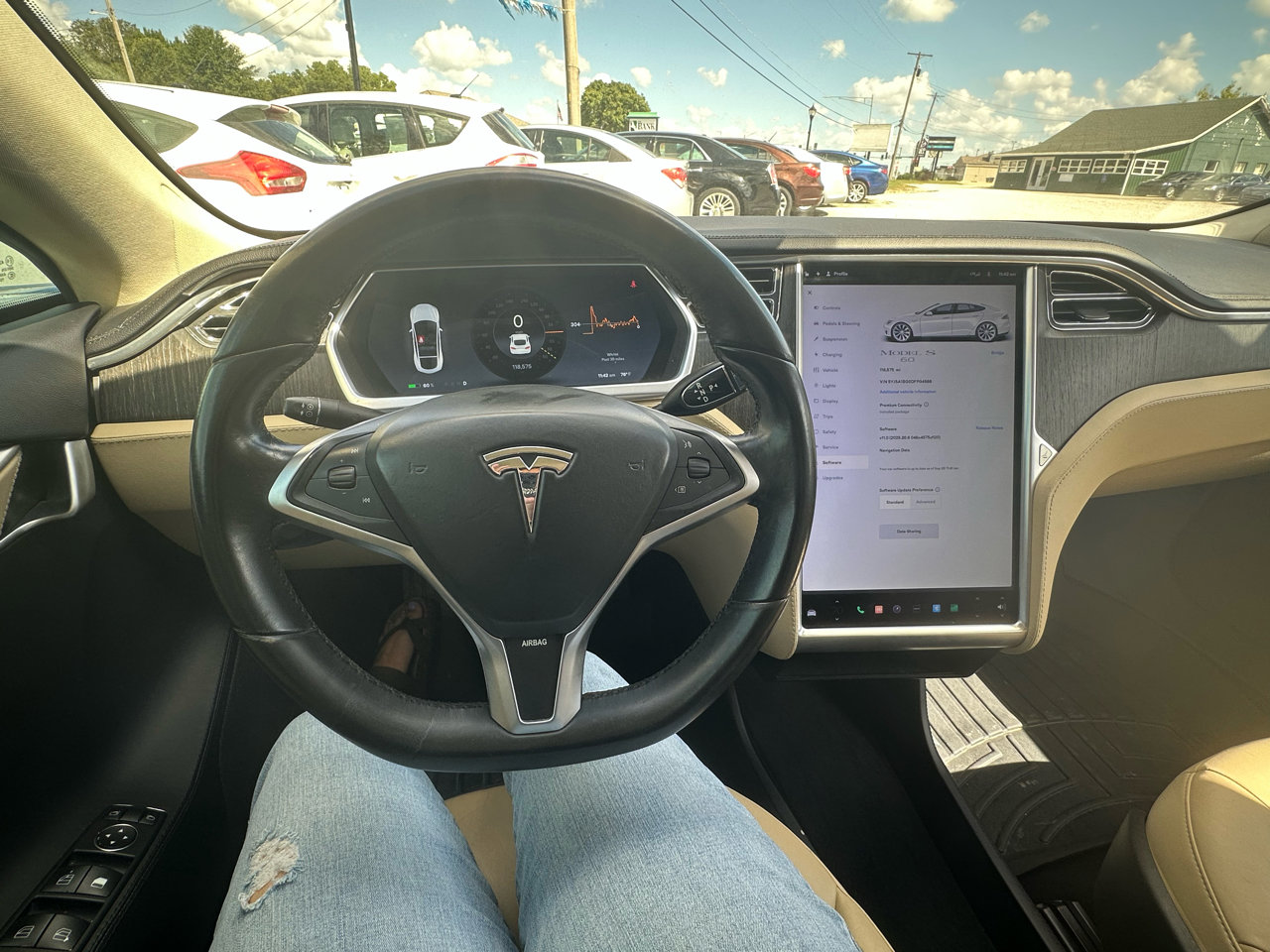 Used 2013 Tesla Model S image 23