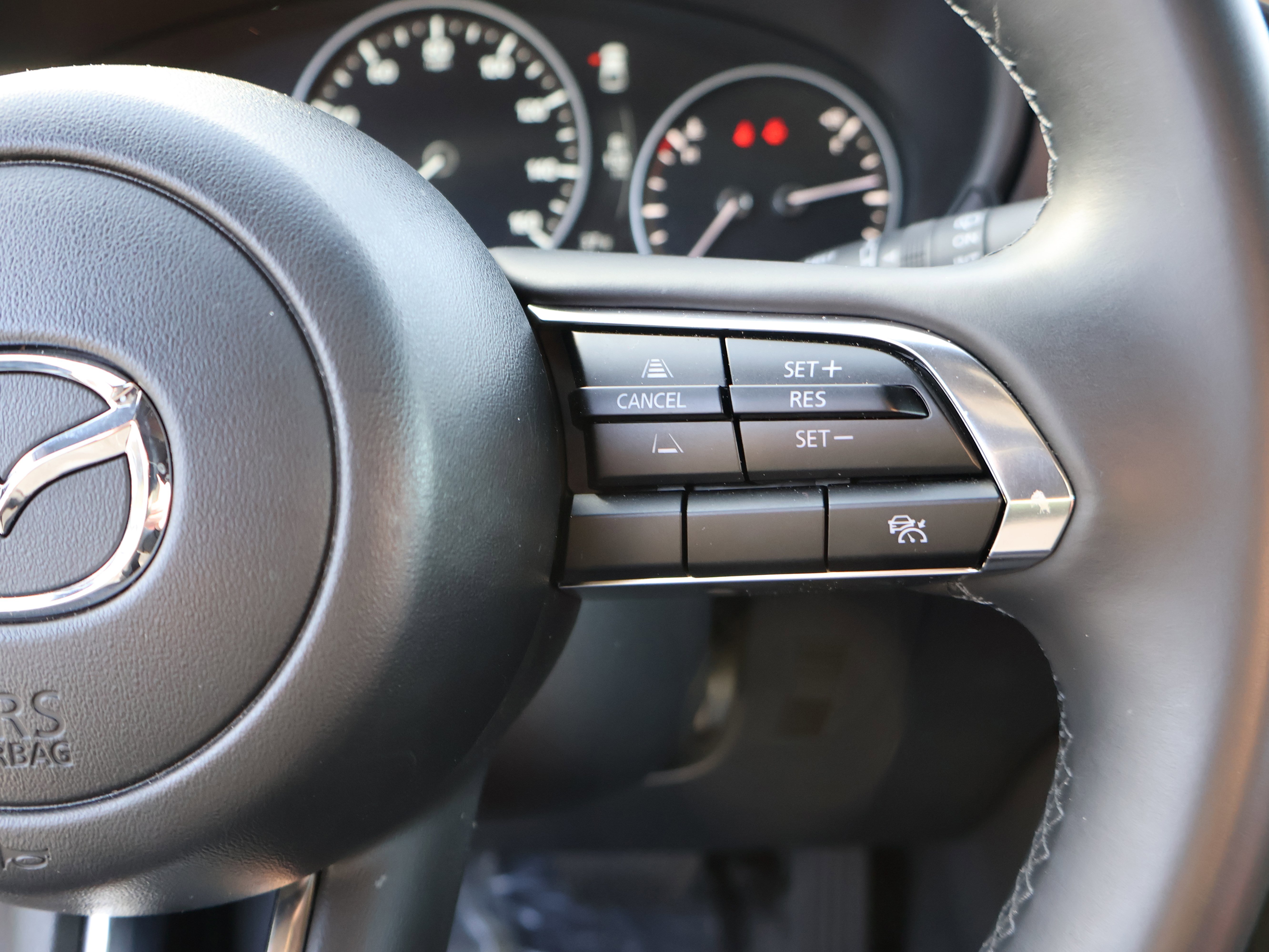 Certified 2025 MAZDA MAZDA3 Carbon image 35