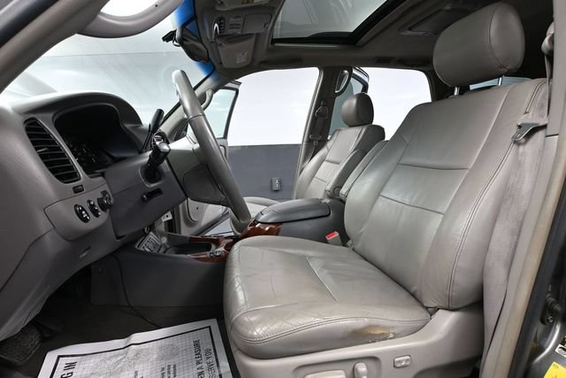 Used 2005 Toyota Sequoia Limited AWD/4WD image 21