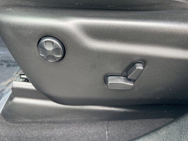 Used 2023 Dodge Durango GT image 27