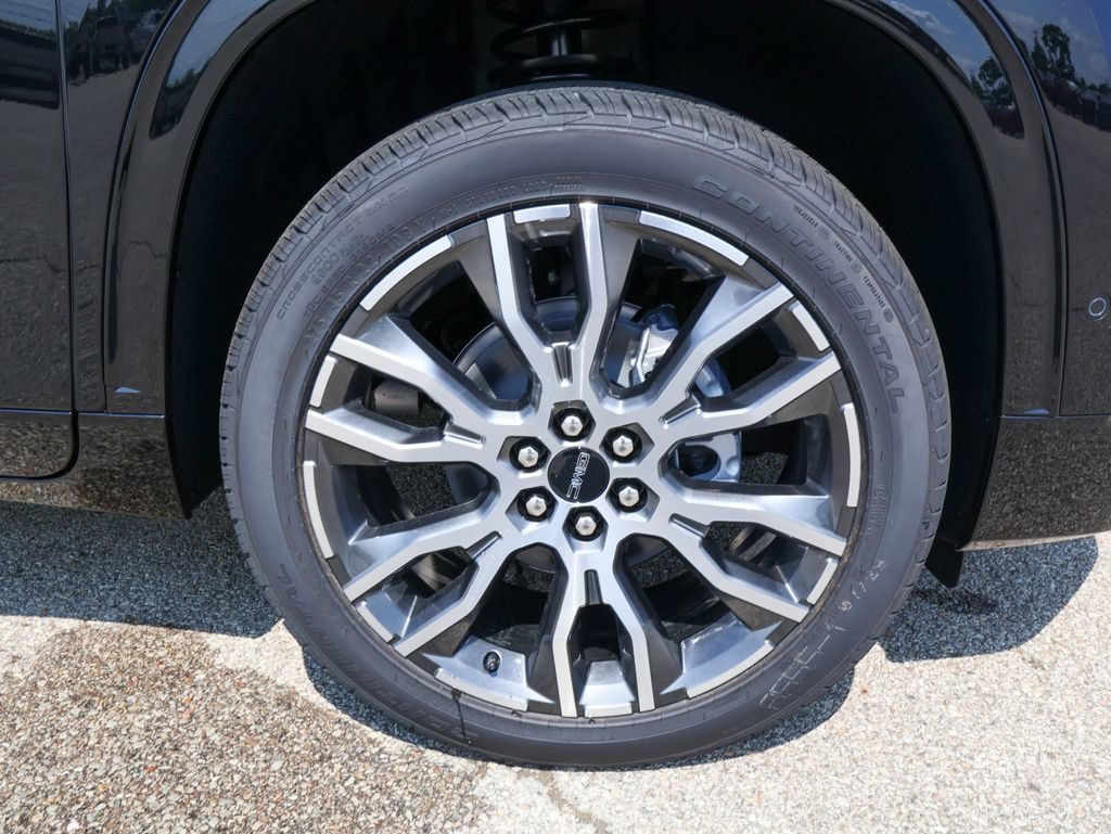 New 2027 GMC Acadia Denali Ultimate w/ LPO, Floor Liner Package AWD/4WD image 38