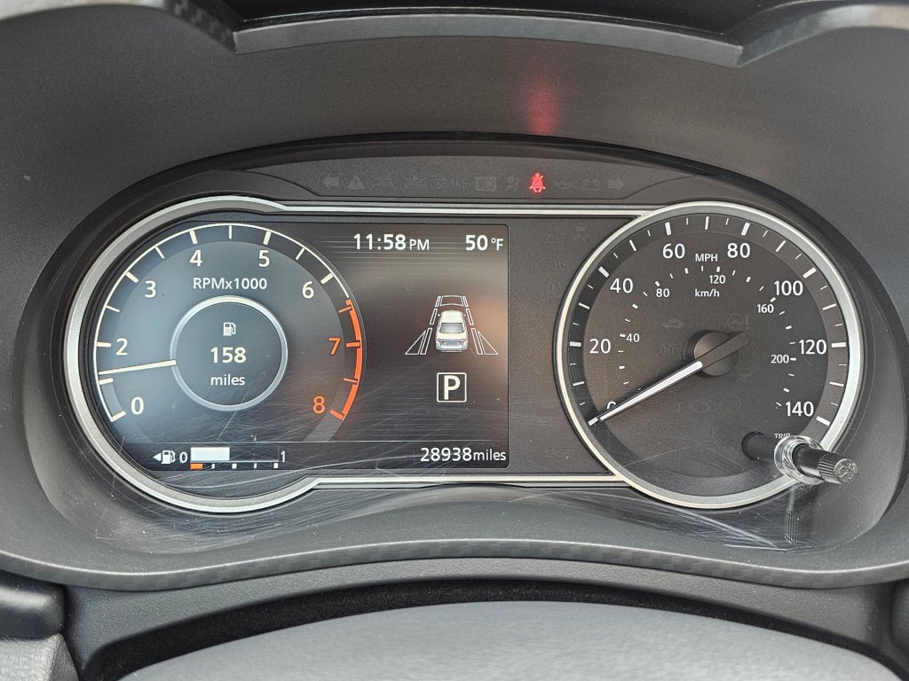 Used 2025 Nissan Versa SR w/ Trunk Package image 4