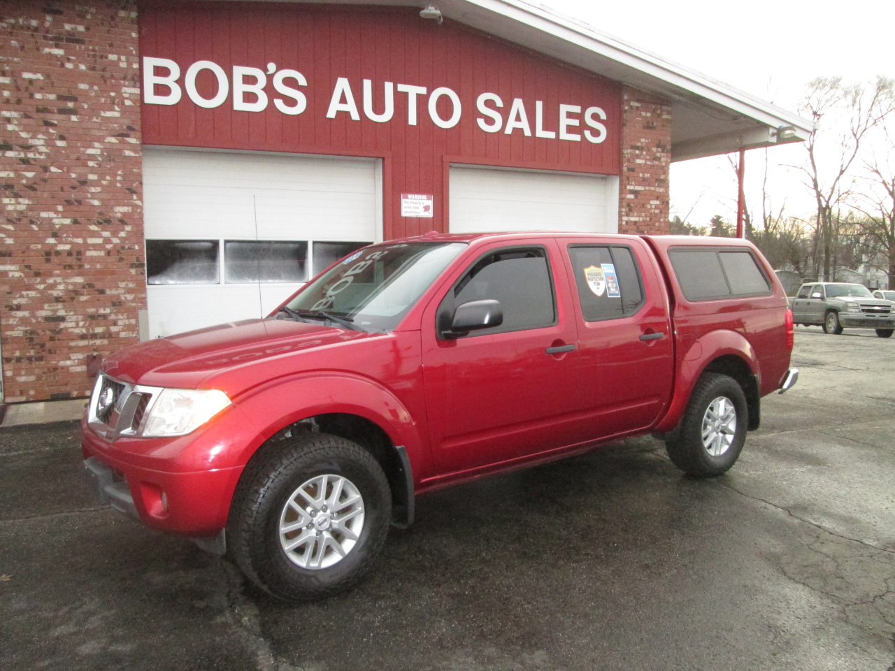 Used 2015 Nissan Frontier SV w/ SV Value Truck Package image 2