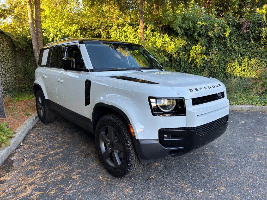 New 2026 Land Rover Defender 110 S image 3