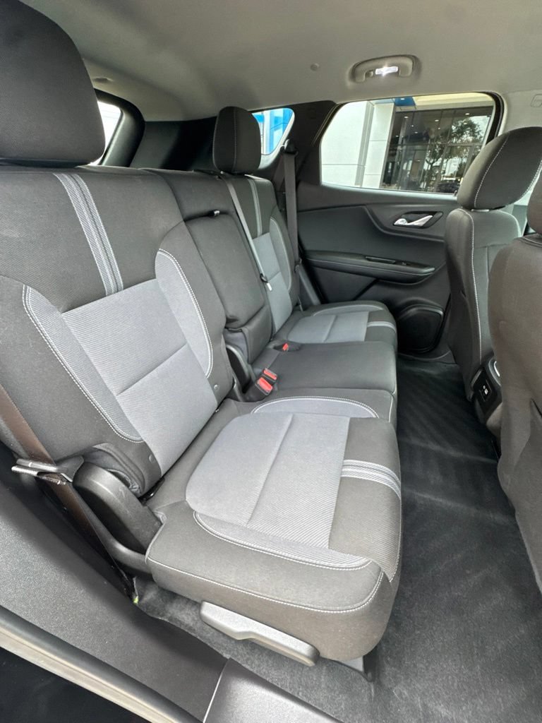 Used 2024 Chevrolet Blazer LT w/ Convenience Package FWD image 14
