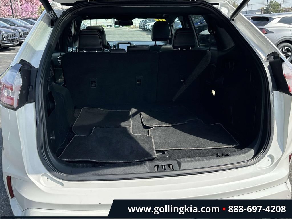 Used 2021 Ford Edge ST w/ Equipment Group 401A AWD/4WD image 9