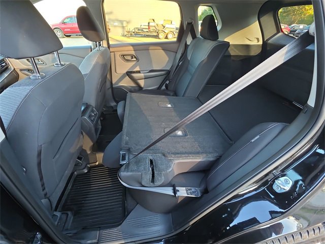 Certified 2021 Nissan Rogue S image 23