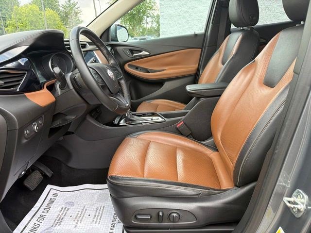 Used 2021 Buick Encore GX Essence w/ Experience Buick Package FWD image 14