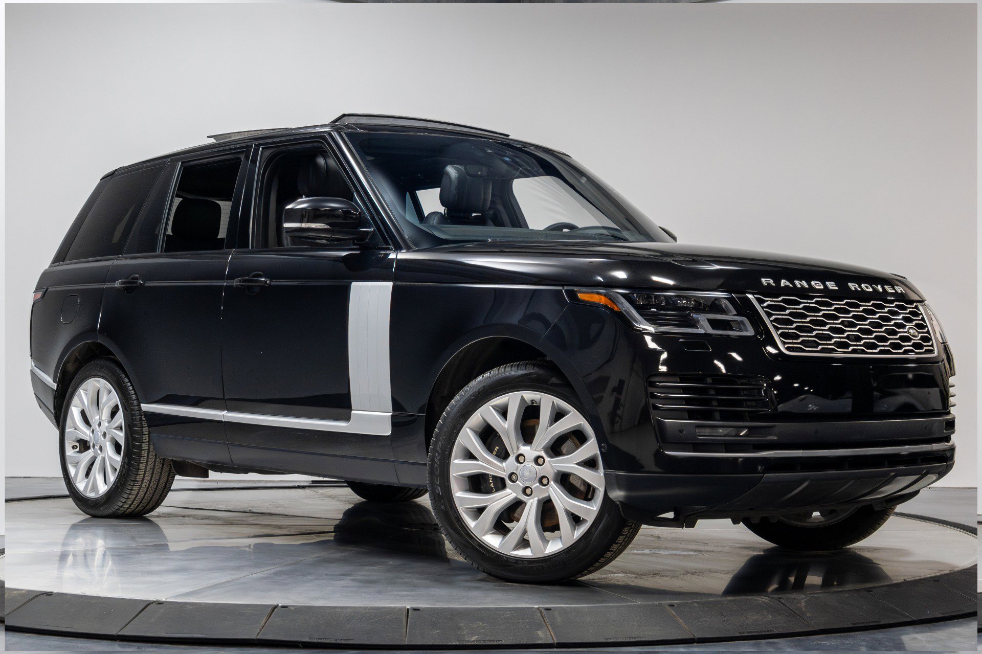 Used 2021 Land Rover Range Rover Westminster Edition image 47