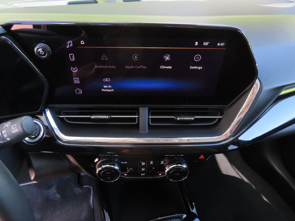 Used 2024 Chevrolet Trax ACTIV FWD image 19