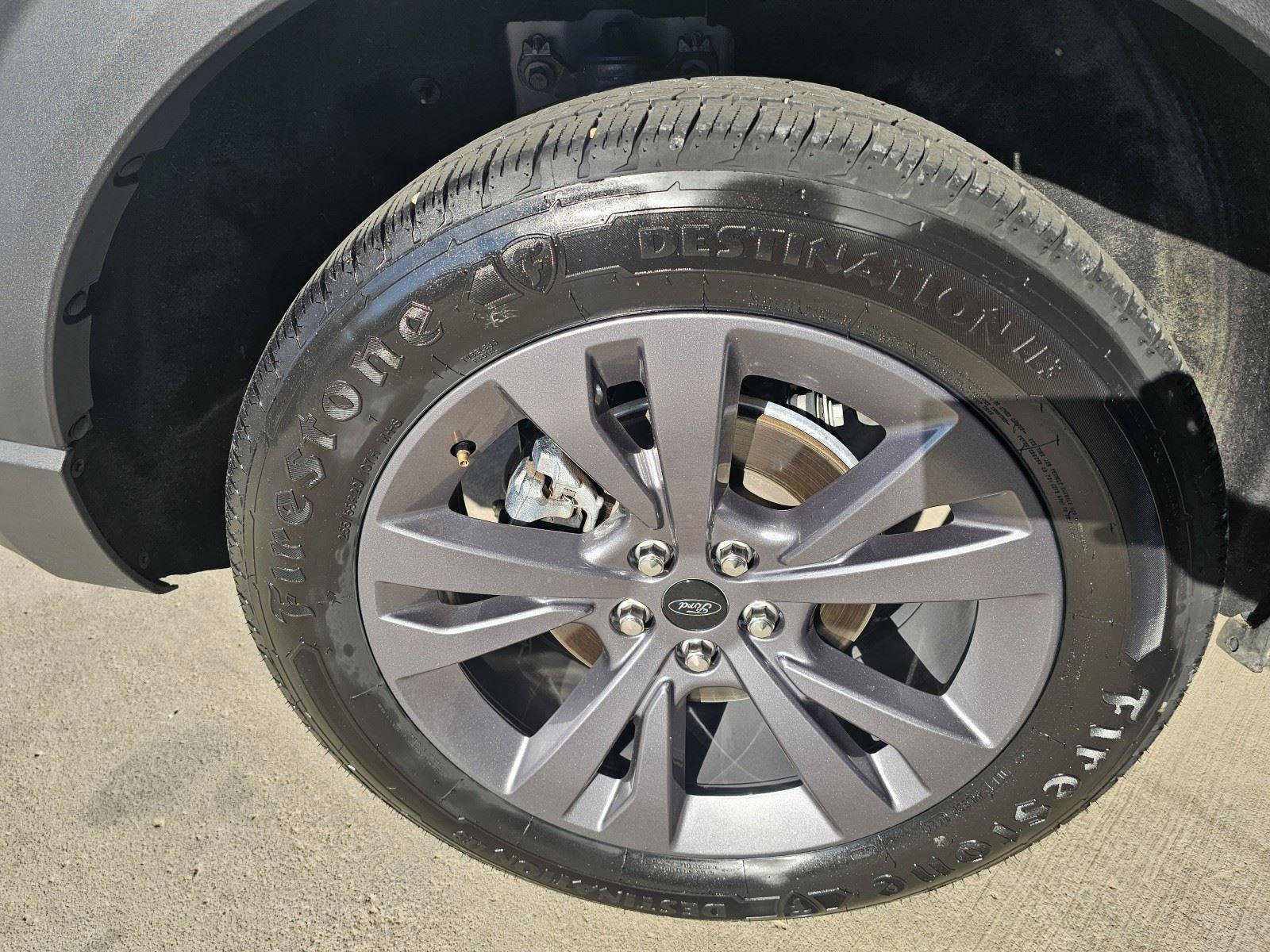 Used 2022 Ford Explorer XLT w/ Equipment Group 202A image 10