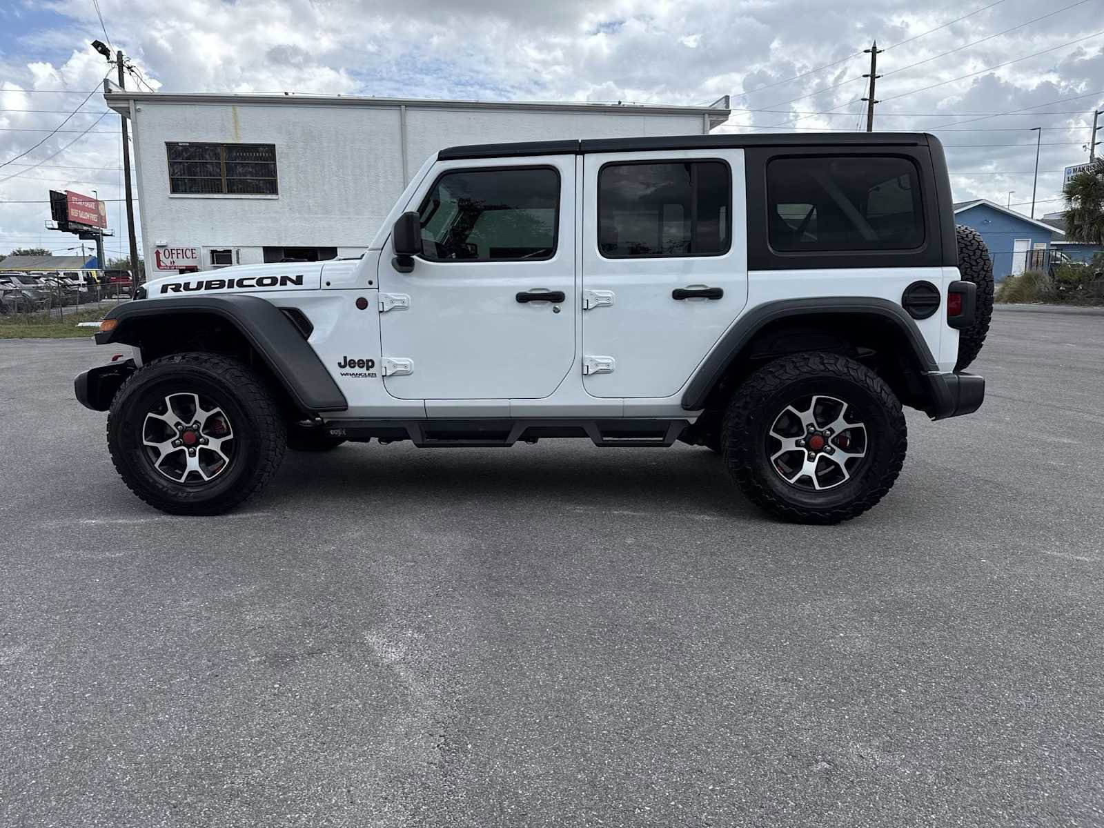 Used 2021 Jeep Wrangler Unlimited Rubicon image 11