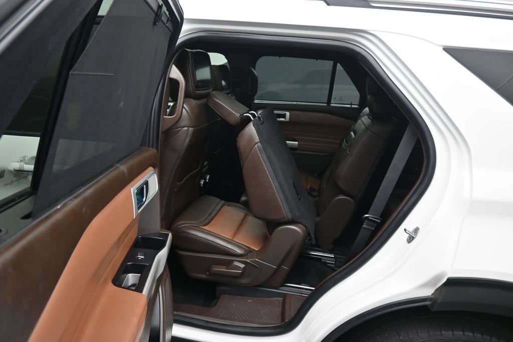 Used 2021 Ford Explorer King Ranch w/ Premium Technology Package AWD/4WD image 42