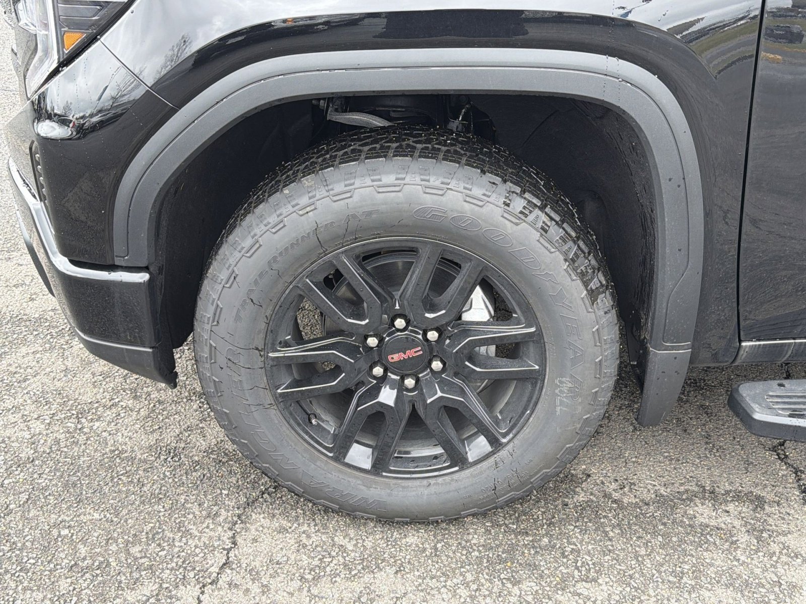 New 2026 GMC Sierra 1500 Elevation image 12