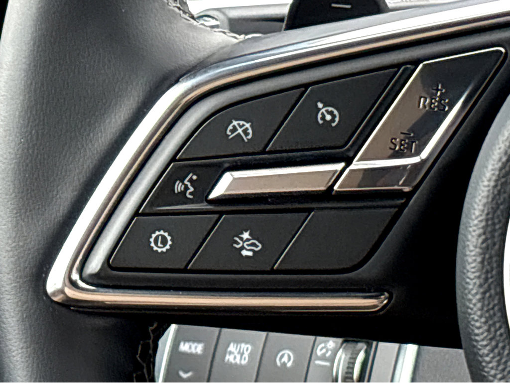 Used 2025 Buick Enclave Preferred FWD image 11
