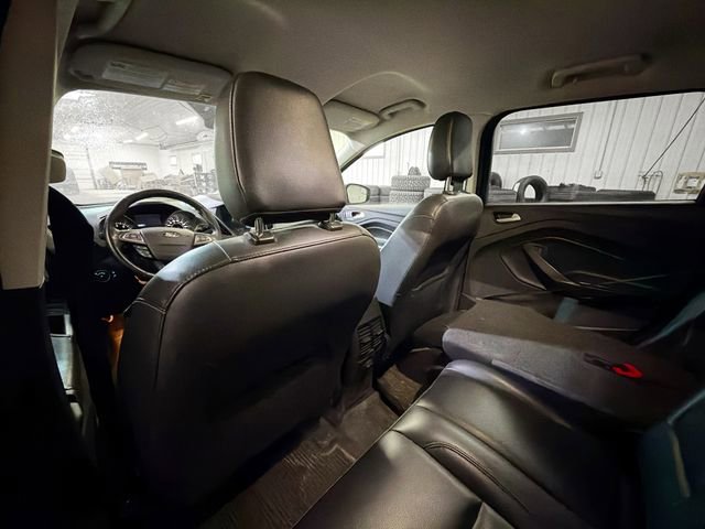 Used 2019 Ford Escape SEL image 9